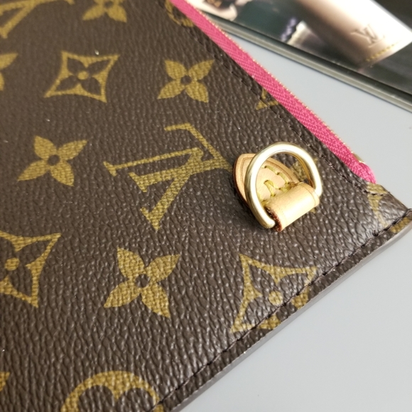 LOUIS VUITTON Classic Monogram Neverfull pouchette - Picture 7 of 13